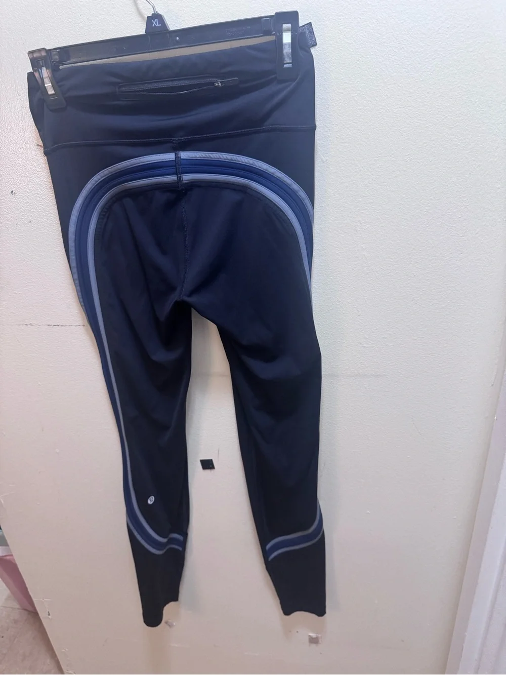 Lululemon  Black, navy, and gray Athletic Leggings size 6